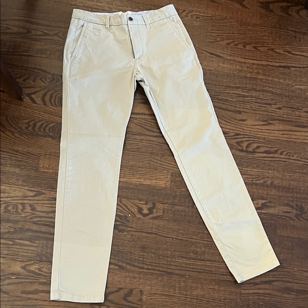 Classic Men's Khaki Chinos
